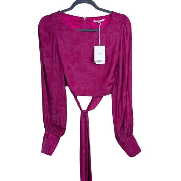Tularosa Divinity Top in Fuchsia - Picture 5 of 10